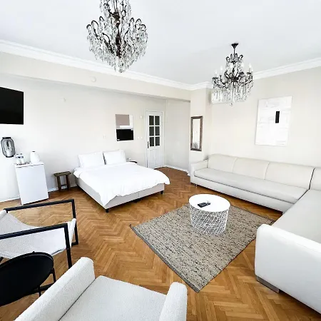 Avlu Tophane Bed & Breakfast